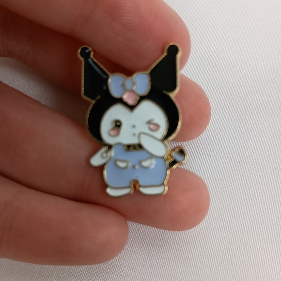 SANRIO Cute Black and Purple Kuromi Enamel Pin - Picture 1 of 2